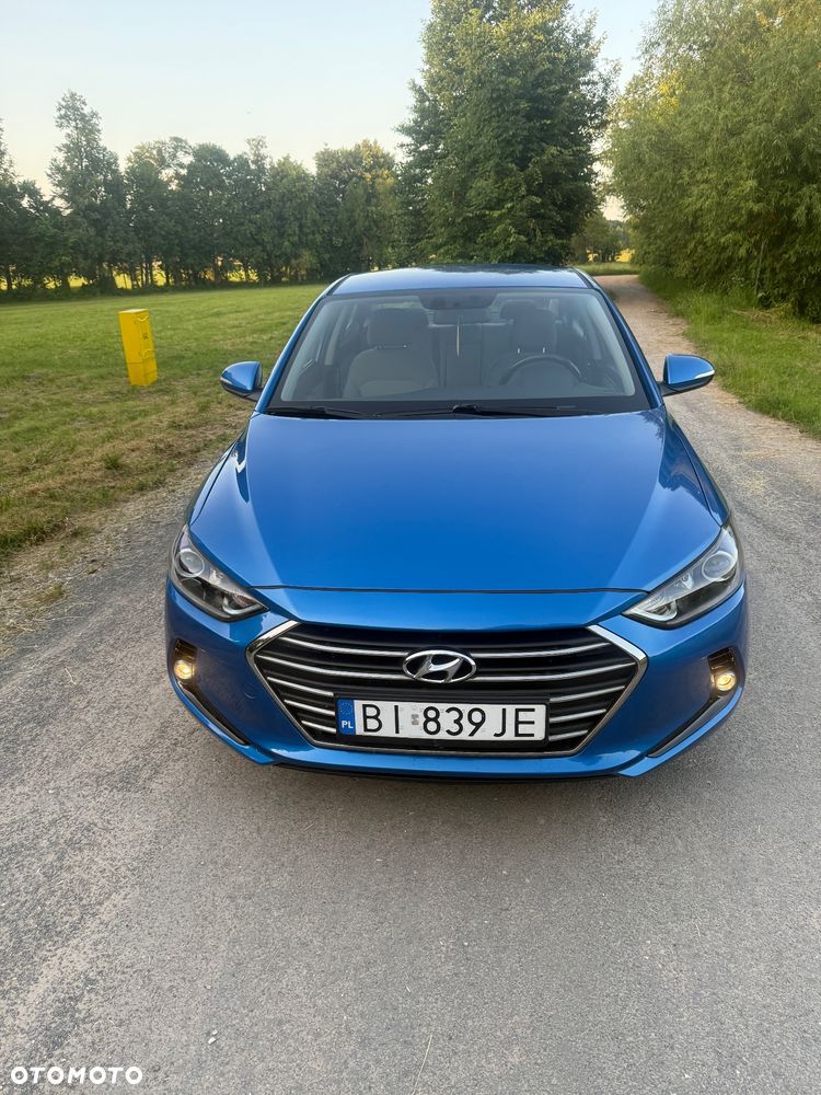 Hyundai Elantra 1.6 Comfort - 1