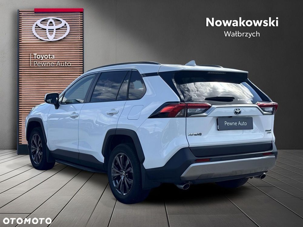 Toyota RAV4 - 3
