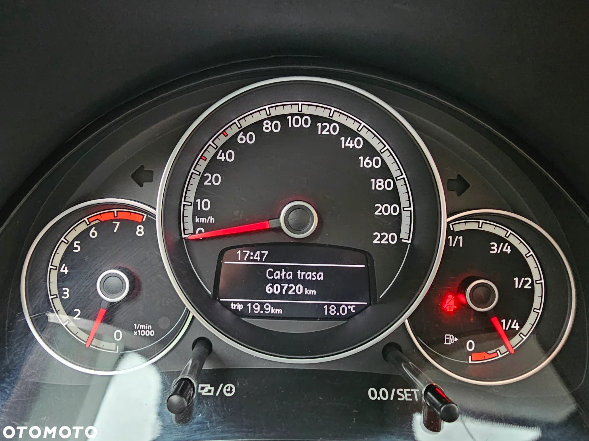 Volkswagen up! 1.0 high - 20