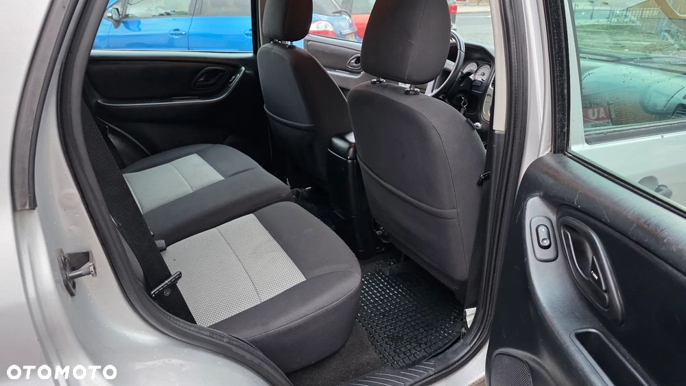 Ford Maverick 2.3 - 24