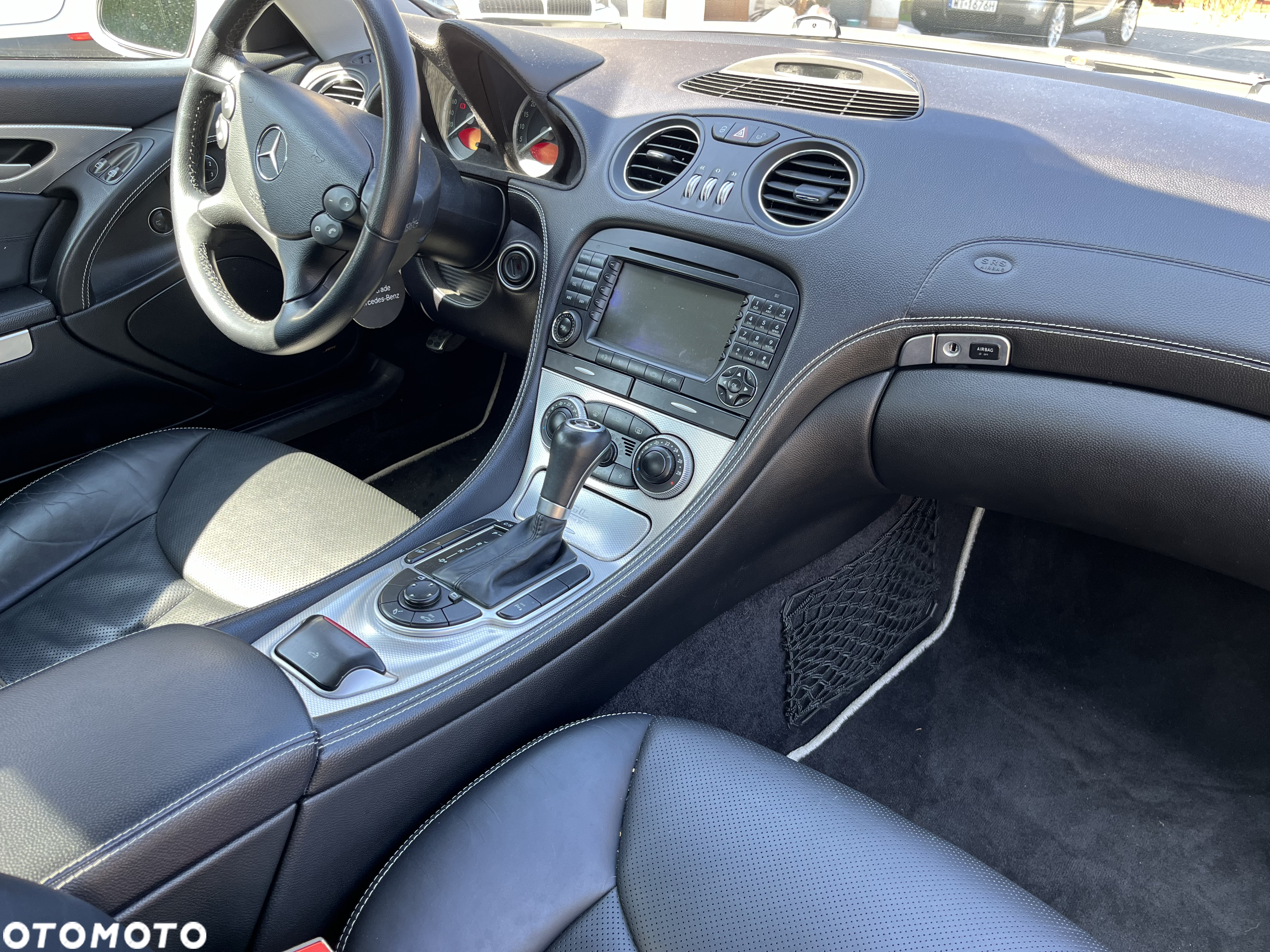 Mercedes-Benz SL 350 Edition 50 - 9