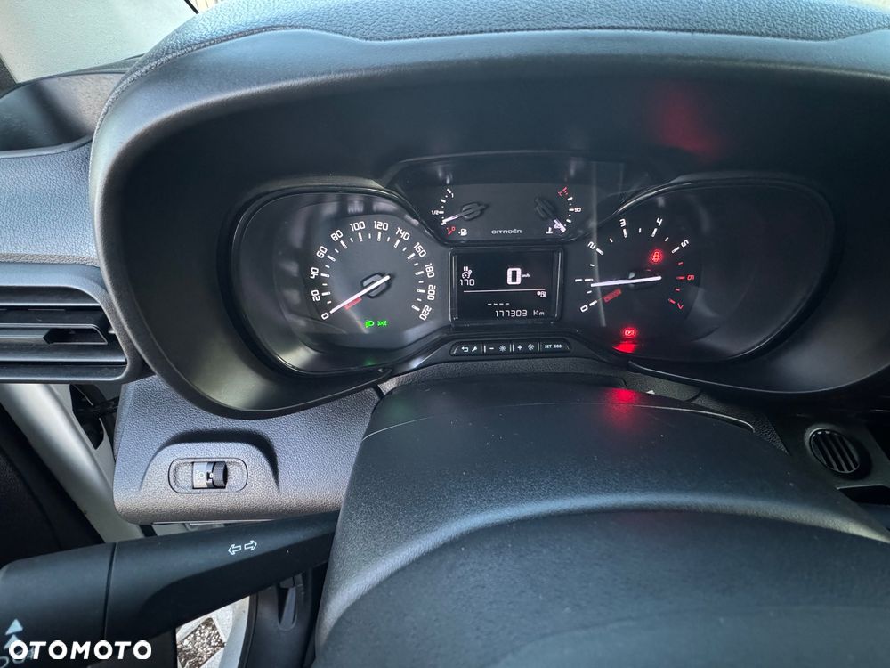 Citroën BERLINGO - 23