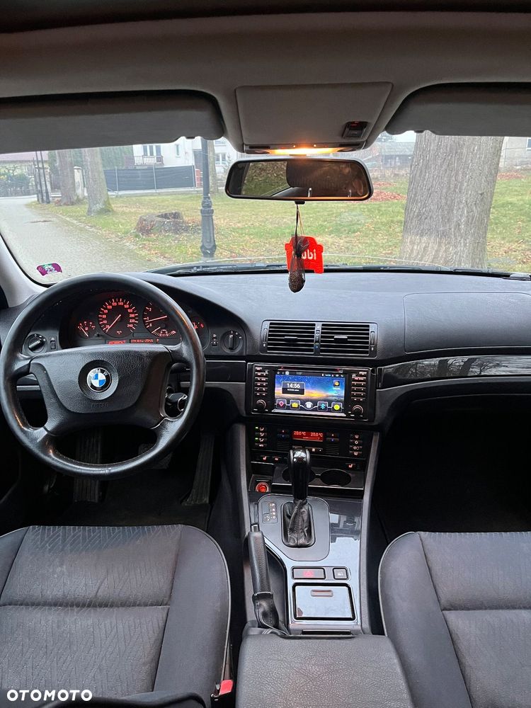 BMW Seria 5 - 17
