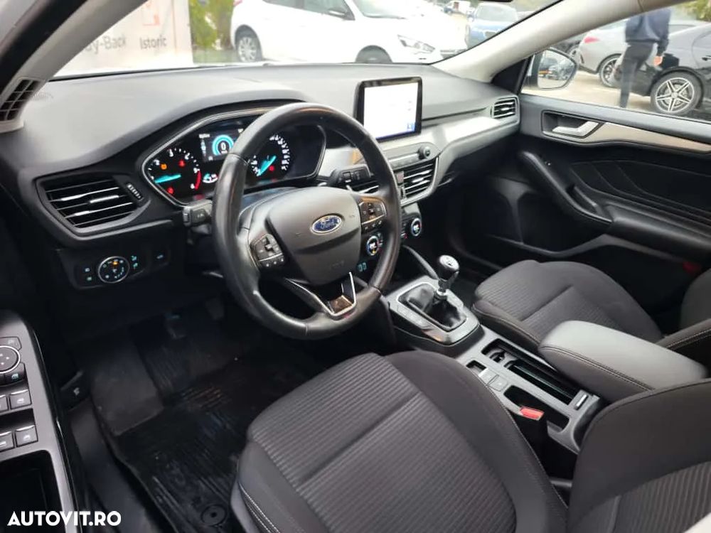 Ford Focus 1.5 EcoBlue Titanium - 9