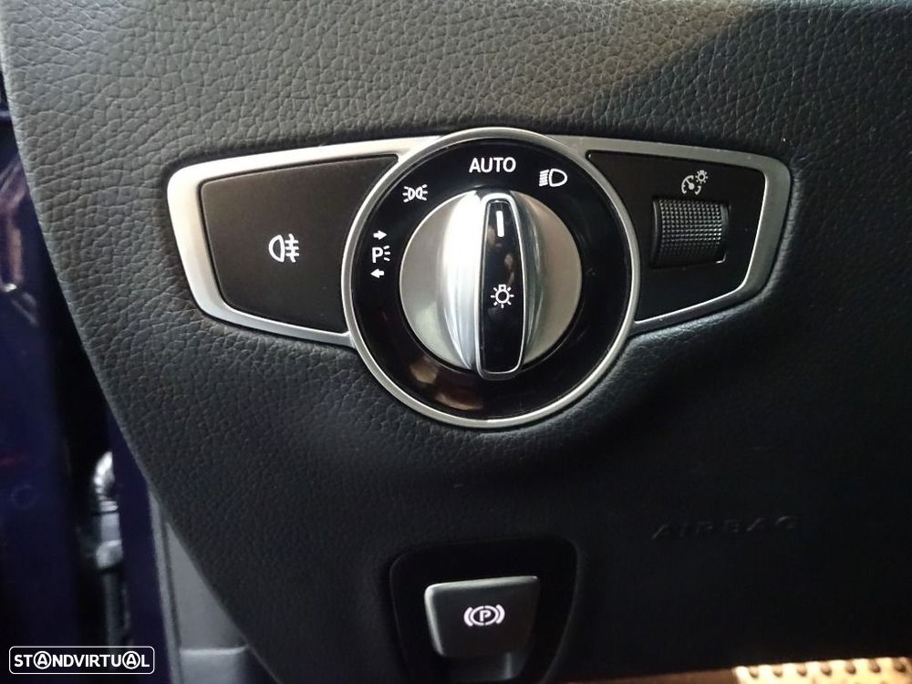 Mercedes-Benz E 300 - 11