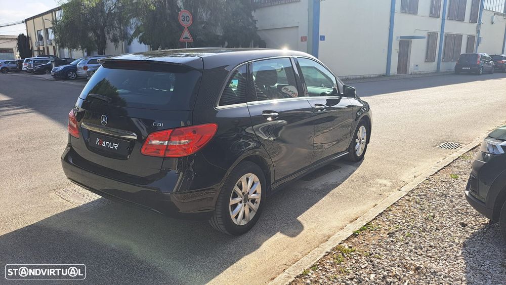 Mercedes-Benz B 180 CDI Urban - 16