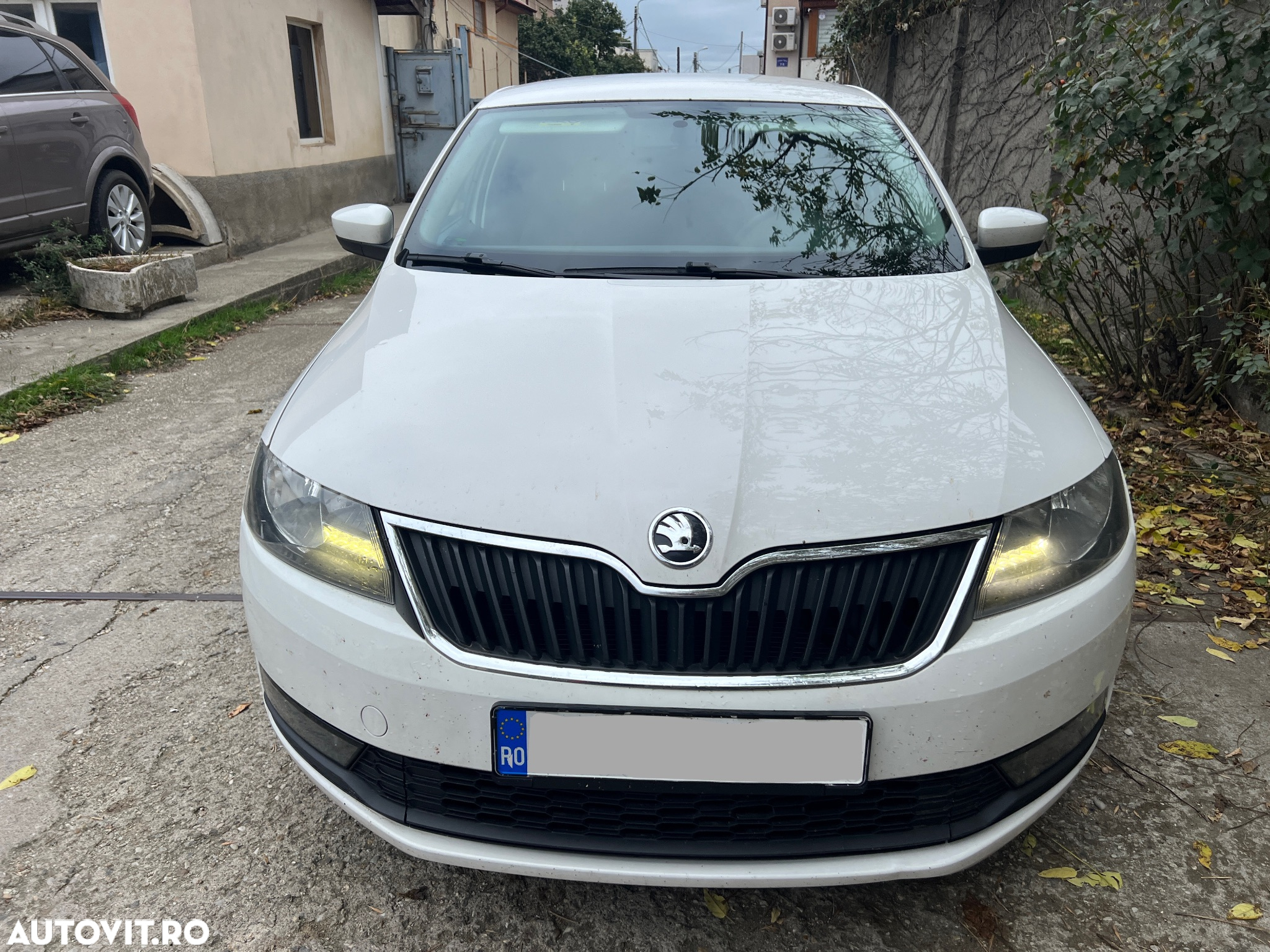 Skoda RAPID 1.6 TDI Style - 12
