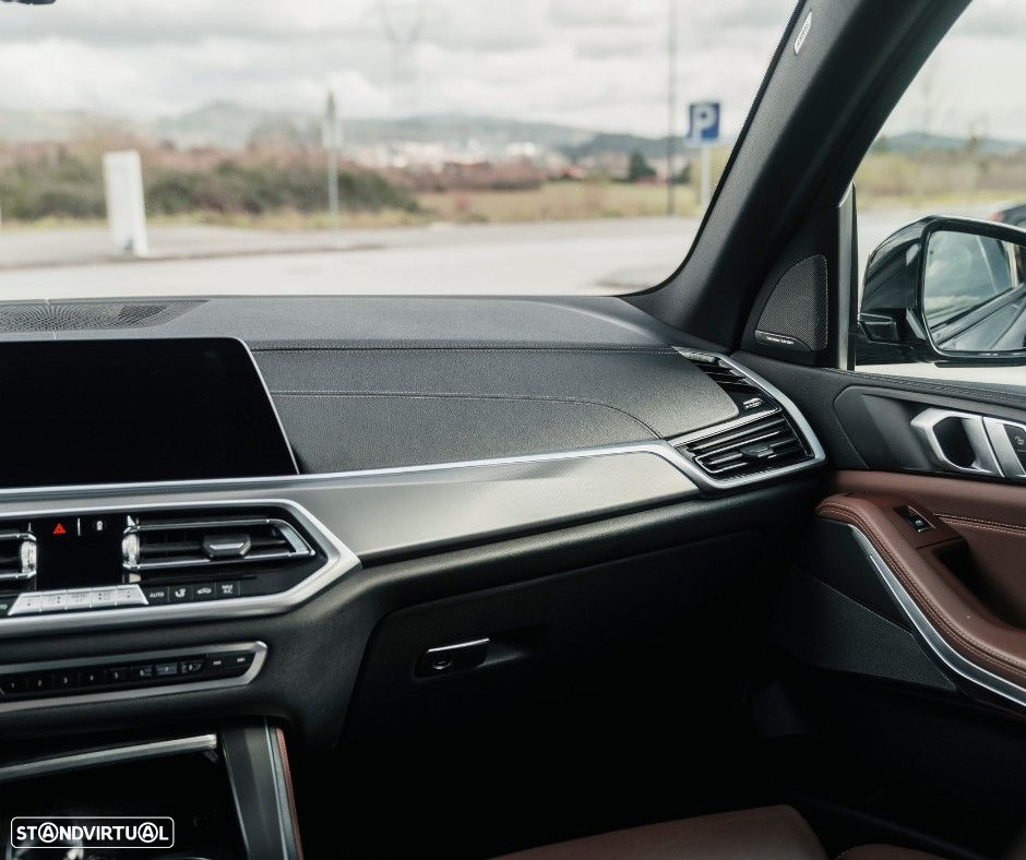 BMW X5 45 e xDrive Pack M - 12