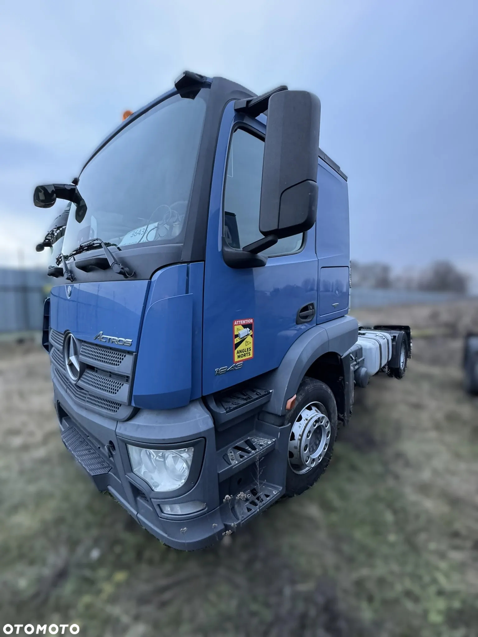 Kabina Actros Niska Lora - 3