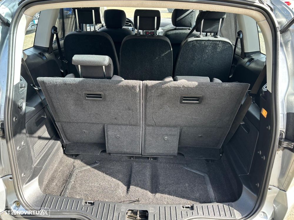 Ford S-Max 1.8 TDCi Titanium 7L - 14