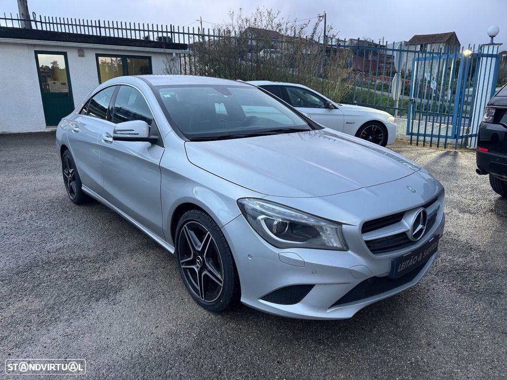 Mercedes-Benz CLA 220 d 7G-DCT Urban - 26