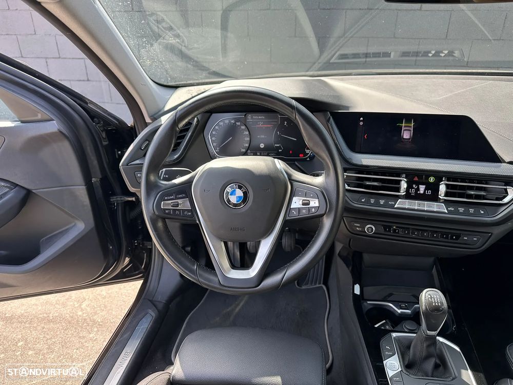 BMW 116 d Sport Line - 12