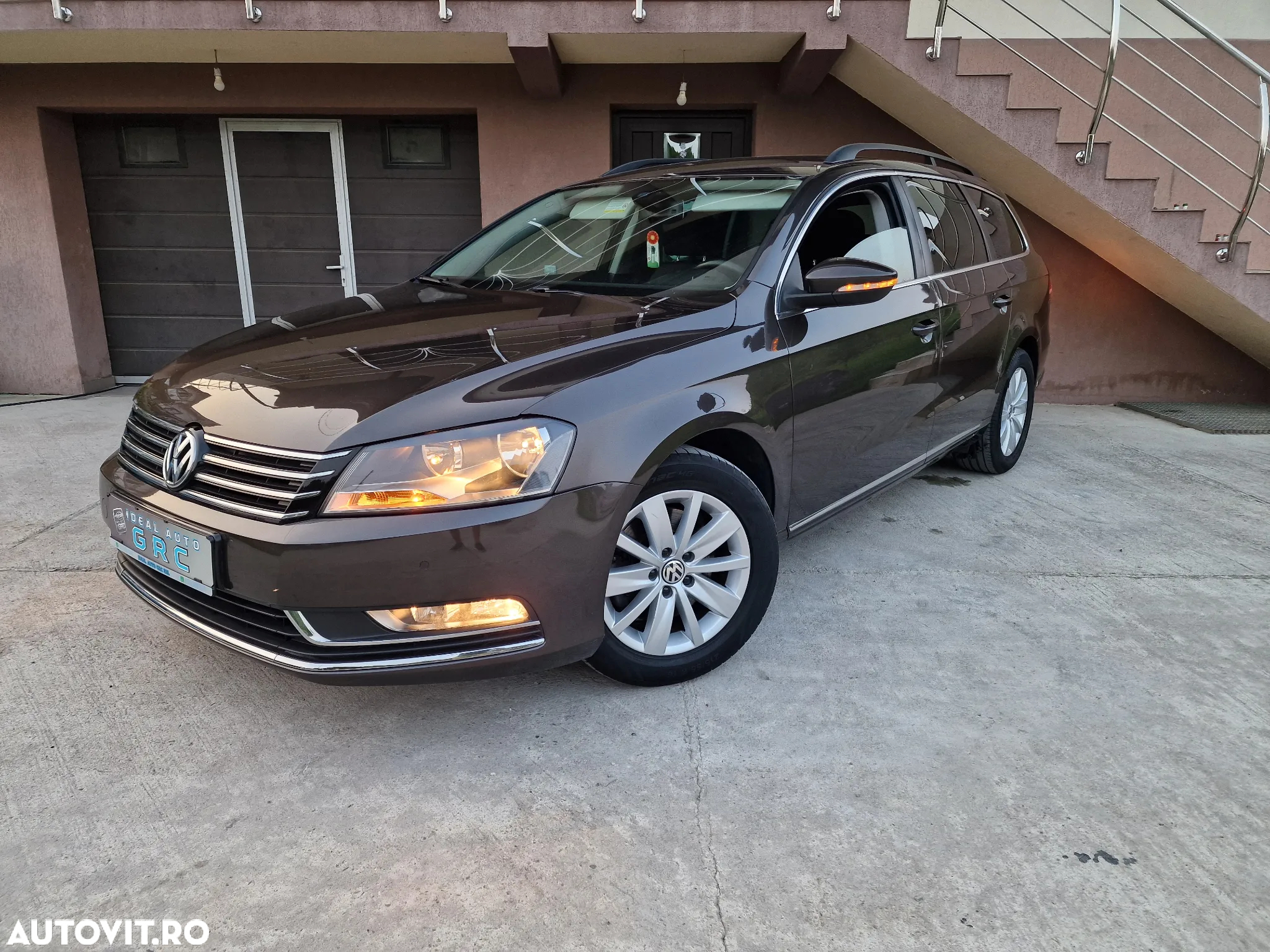 Volkswagen Passat - 3