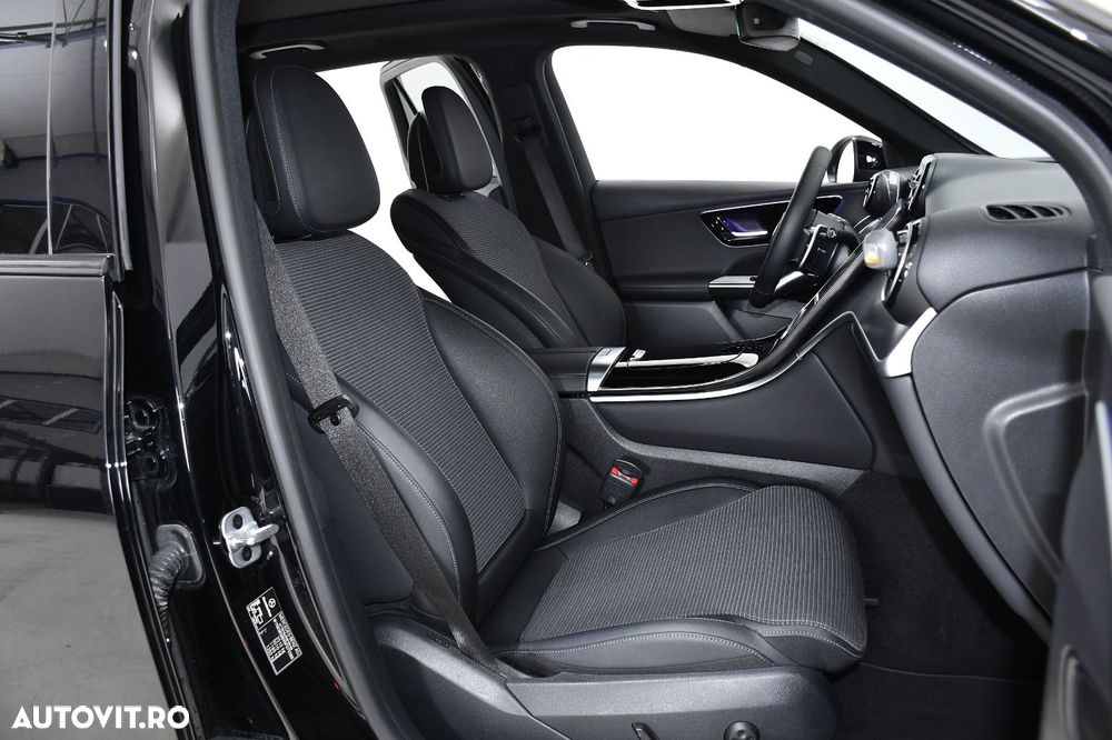 Mercedes-Benz GLC 200 4Matic 9G-TRONIC Edition Avantgarde - 25