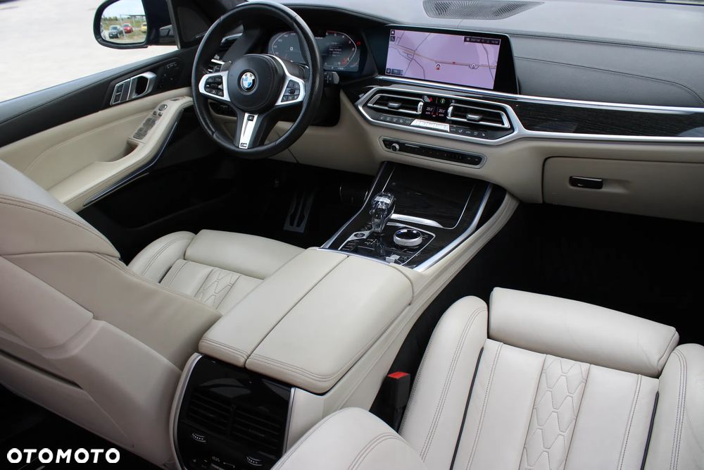 BMW X7 M50d sport - 19