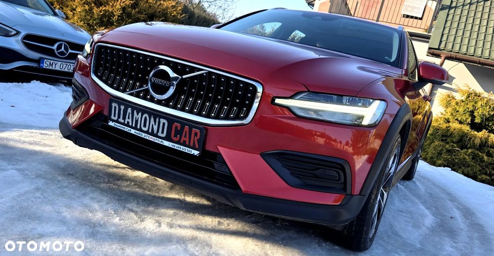 Volvo V60 Cross Country D4 AWD Geartronic Pro - 4