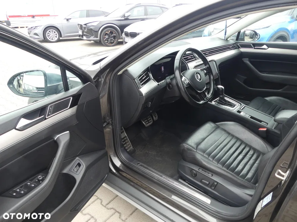 Volkswagen Passat - 6