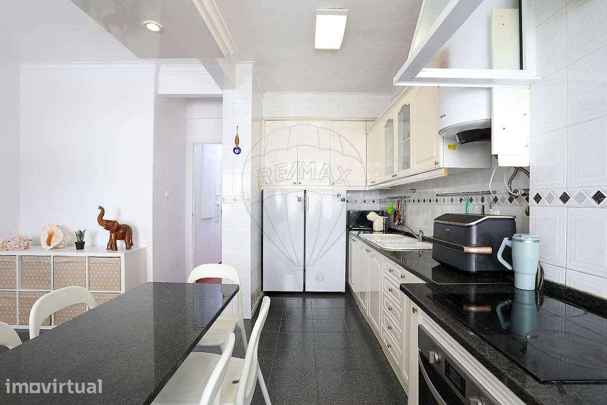 Apartamento T4 para venda - Grande imagem: 2/27