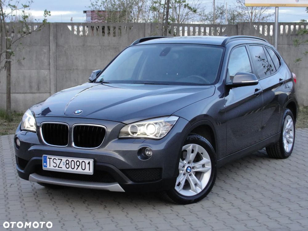 BMW X1 xDrive20d Sport Line - 1
