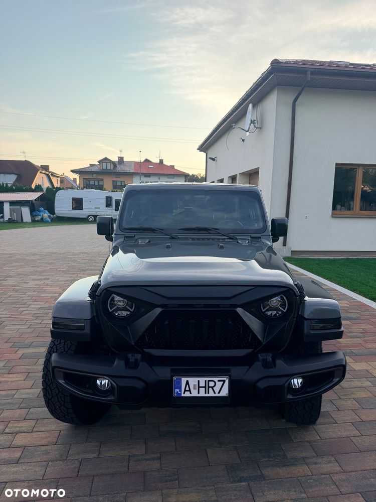 Jeep Wrangler Unlimited GME 2.0 Turbo Sahara - 1