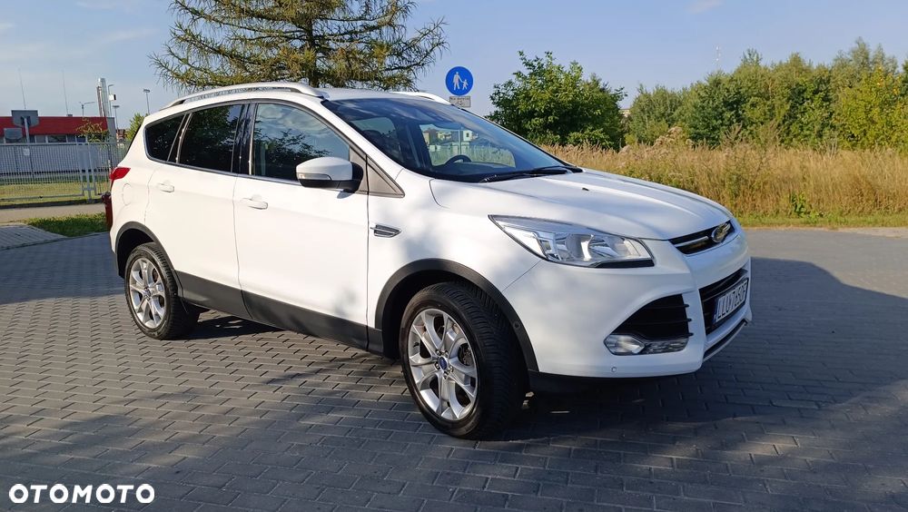 Ford Kuga - 10