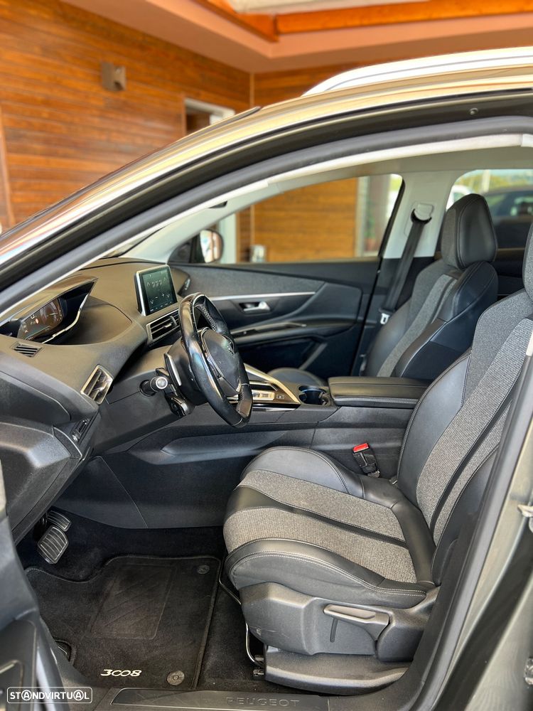 Peugeot 3008 1.5 BlueHDi Allure EAT8 - 6