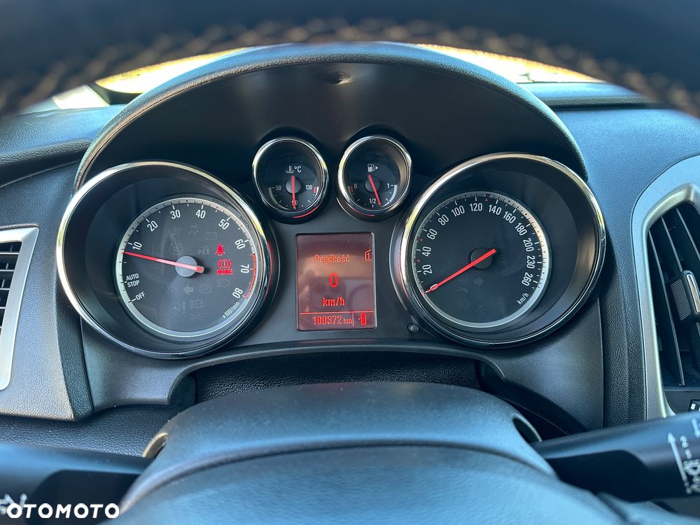 Opel Astra 1.4 Turbo Cosmo - 18