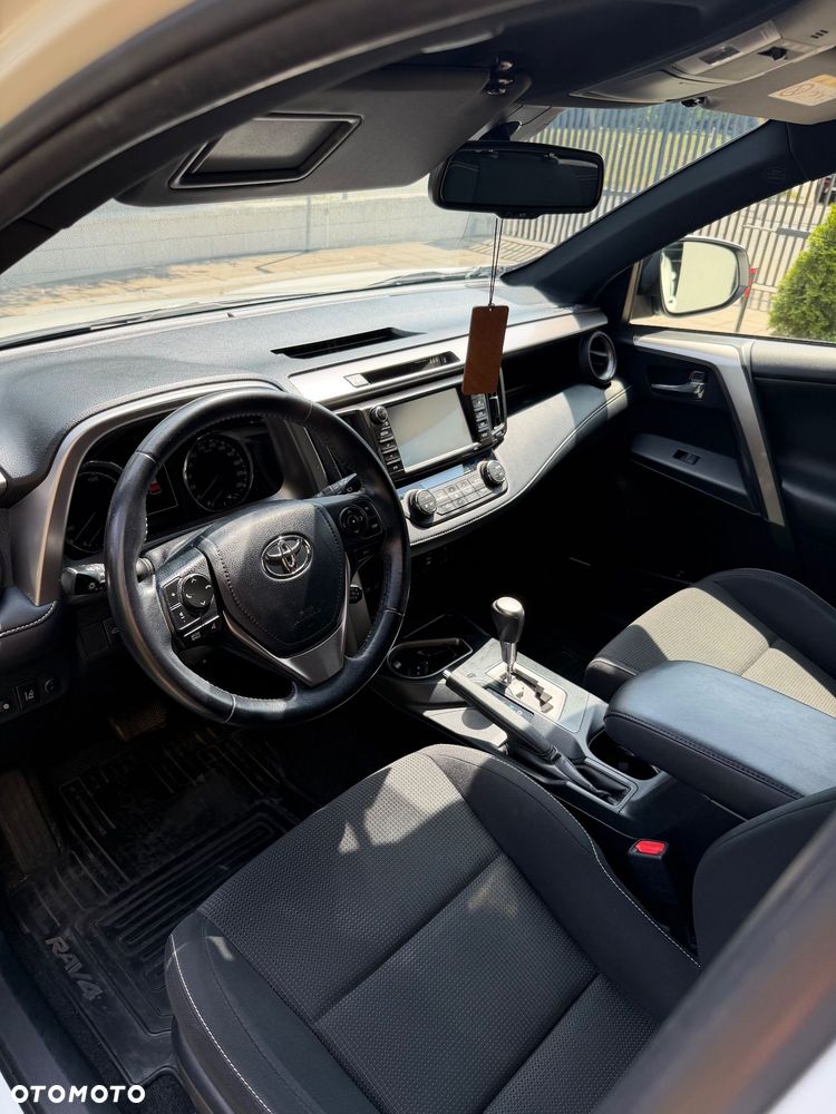 Toyota RAV4 Hybrid Style 4x2 - 3