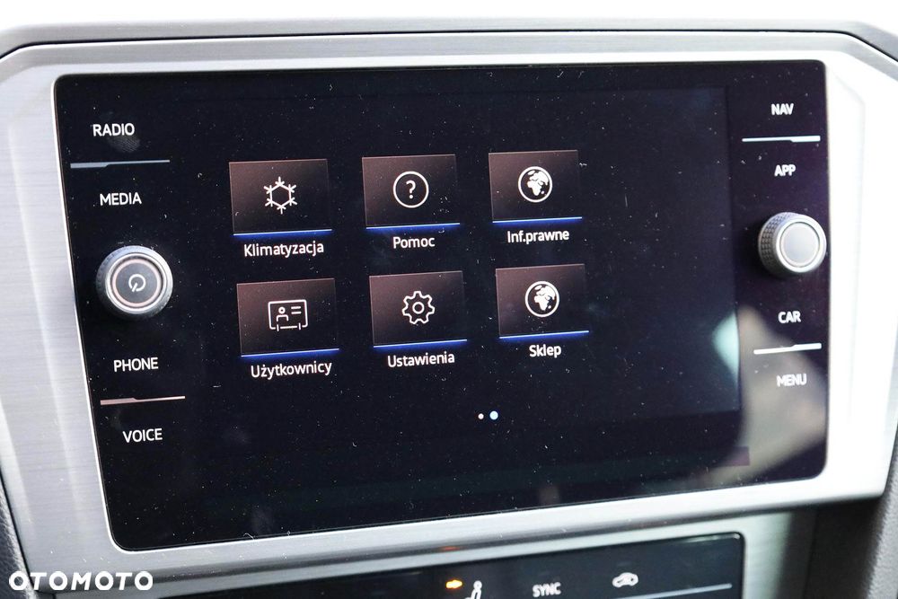 Volkswagen Passat 2.0 TDI EVO Essence - 19