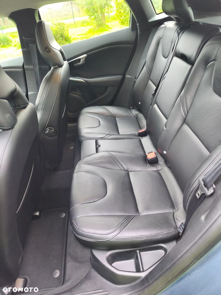 Volvo V40 T3 Momentum - 15