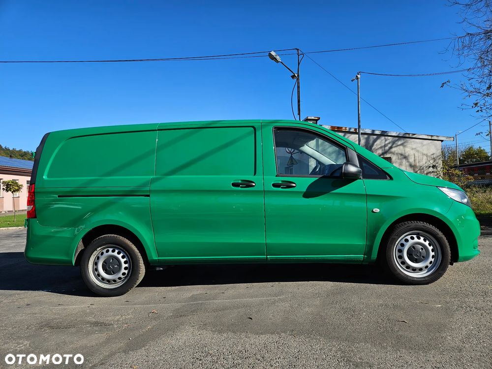 Mercedes-Benz Vito 4x4 automat 190ps long navi klima hak uciąg 2500kg rej.04/2020 - 9