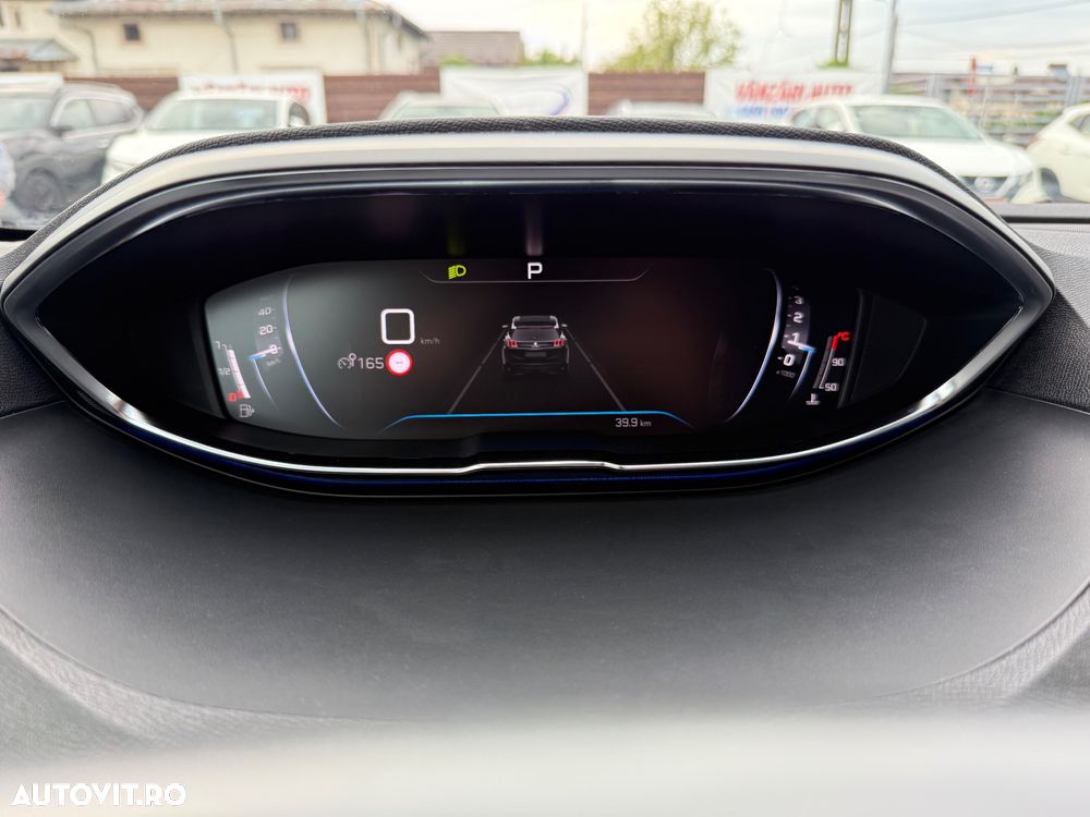 Peugeot 3008 1.5 BlueHDI S&S EAT8 GT-Line - 16