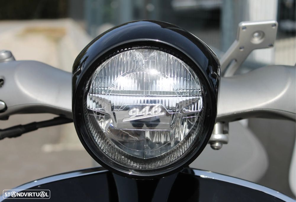 Piaggio Vespa 946 Ricordo - 17