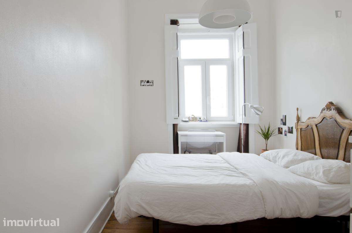 Quarto - localizado em Arroios Lisbon - Grande imagem: 4/23