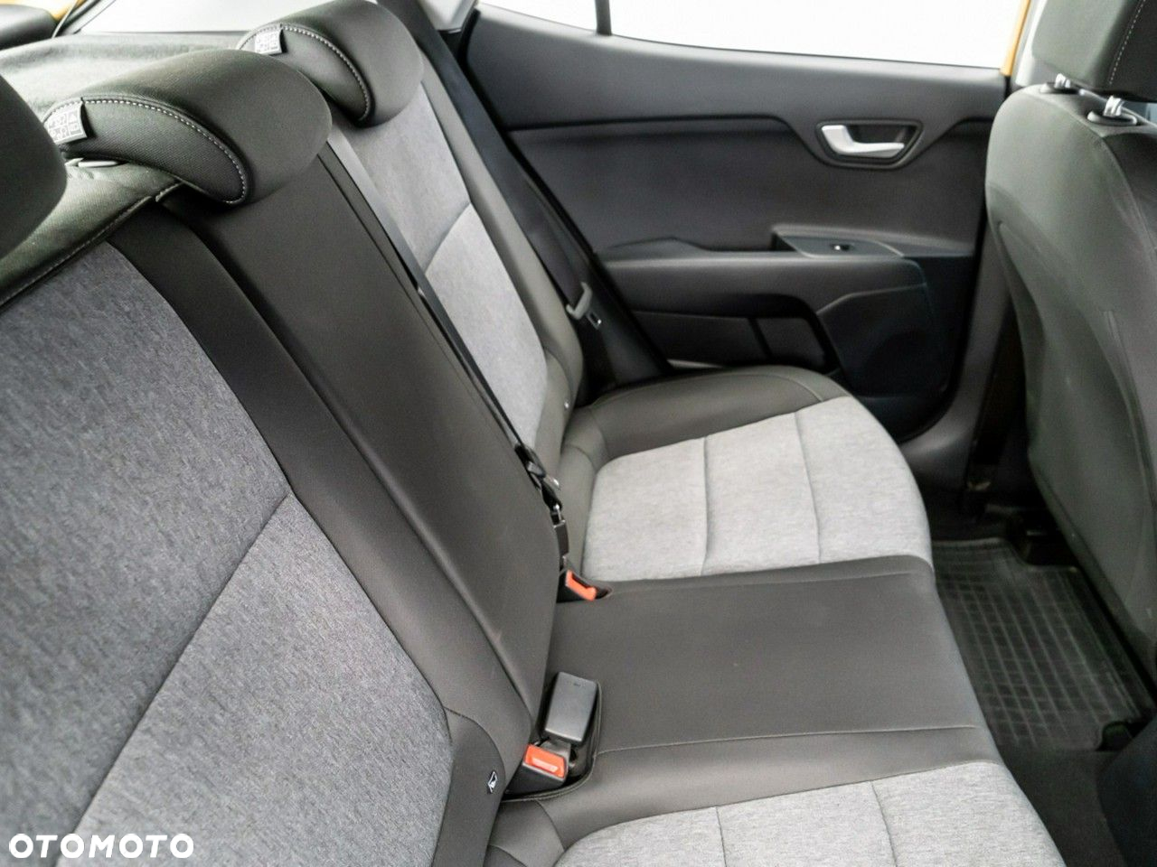 Kia Stonic 1.0 T-GDI M DCT - 27