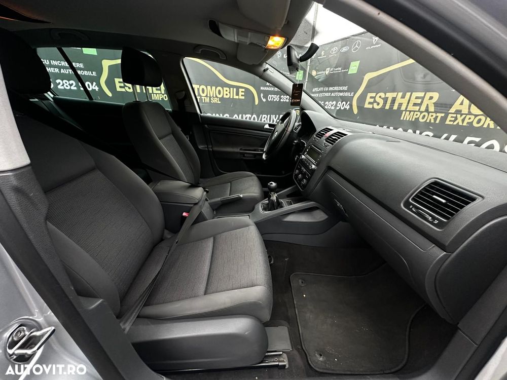 Volkswagen Golf 1.6 - 8