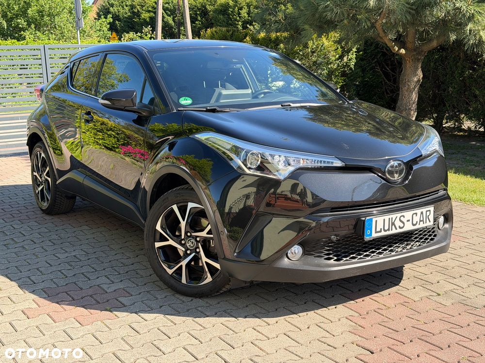 Toyota C-HR 1.2 Turbo Team Deutschland - 11