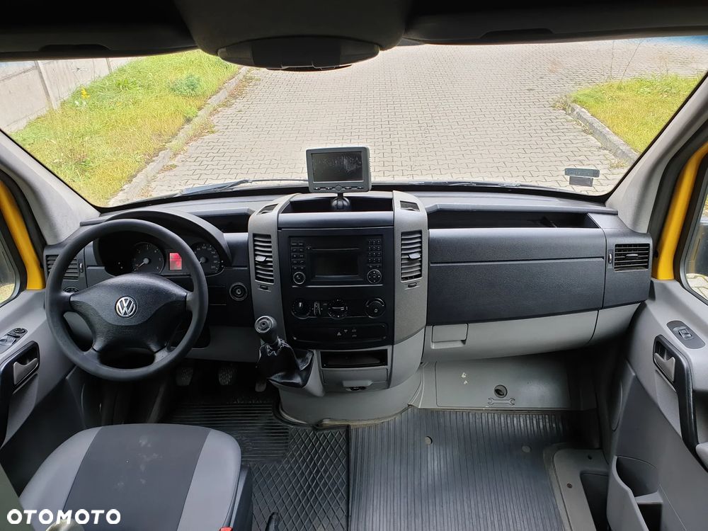 Volkswagen CRAFTER - 9