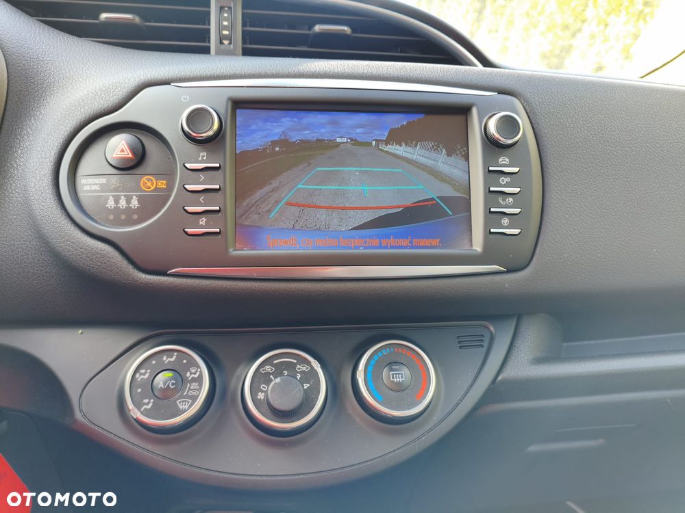 Toyota Yaris 1.5 20th Anniversary CVT - 31