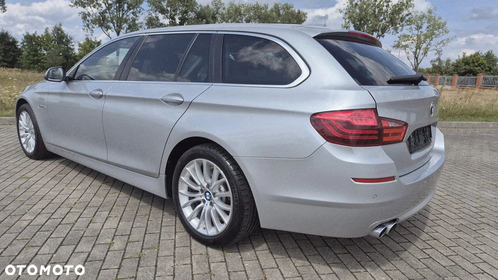 BMW Seria 5 525d xDrive Sport-Aut - 7