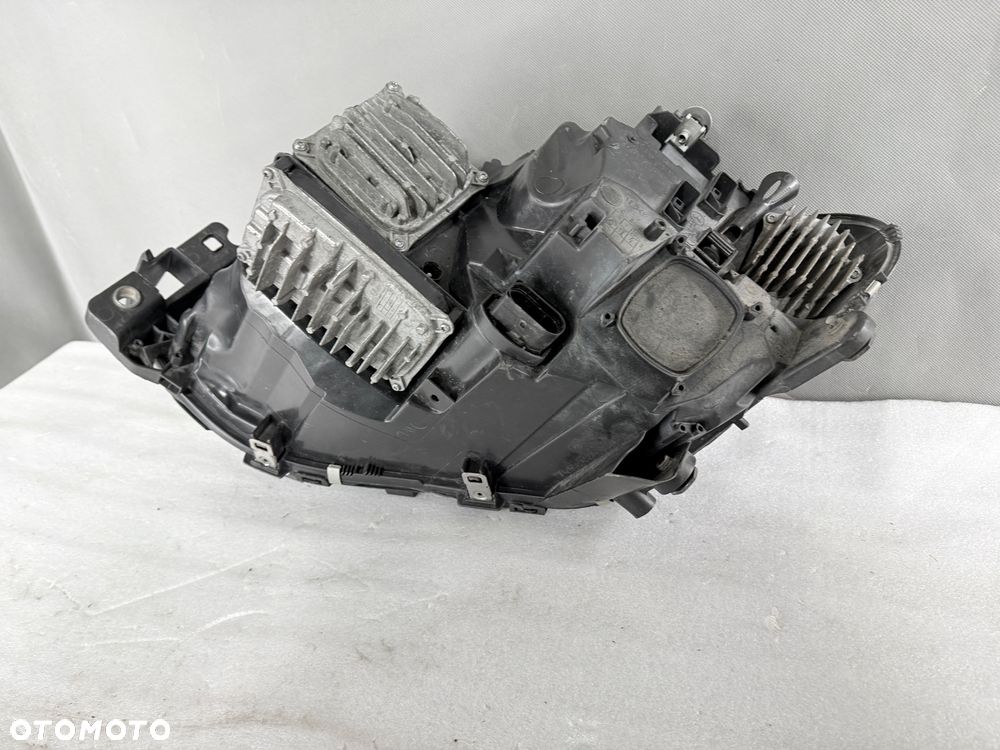 Lampa przednia prawa Mercedes-Benz GLE W166 A166 A1669061603 HYBRID ILS - 6