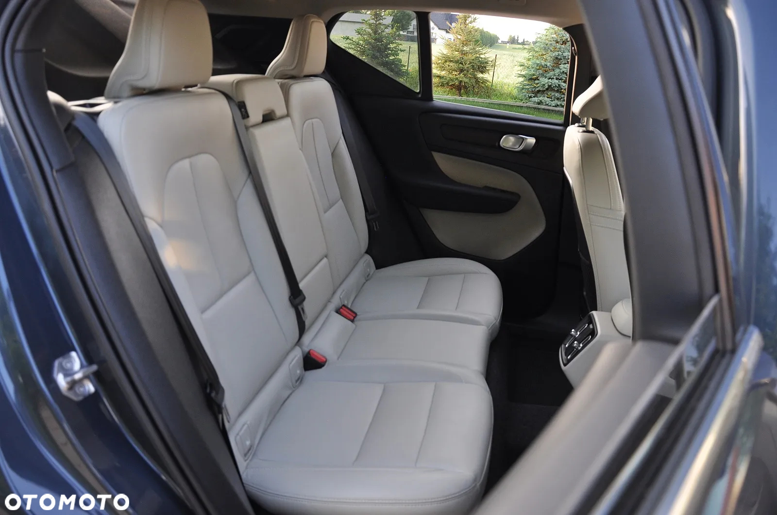 Volvo XC 40 - 22