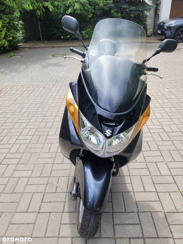 Suzuki Burgman - 4