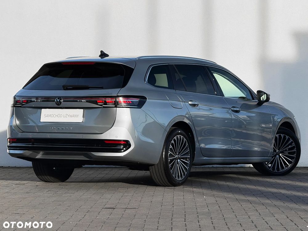 Volkswagen Passat 2.0 TDI SCR Elegance DSG - 2