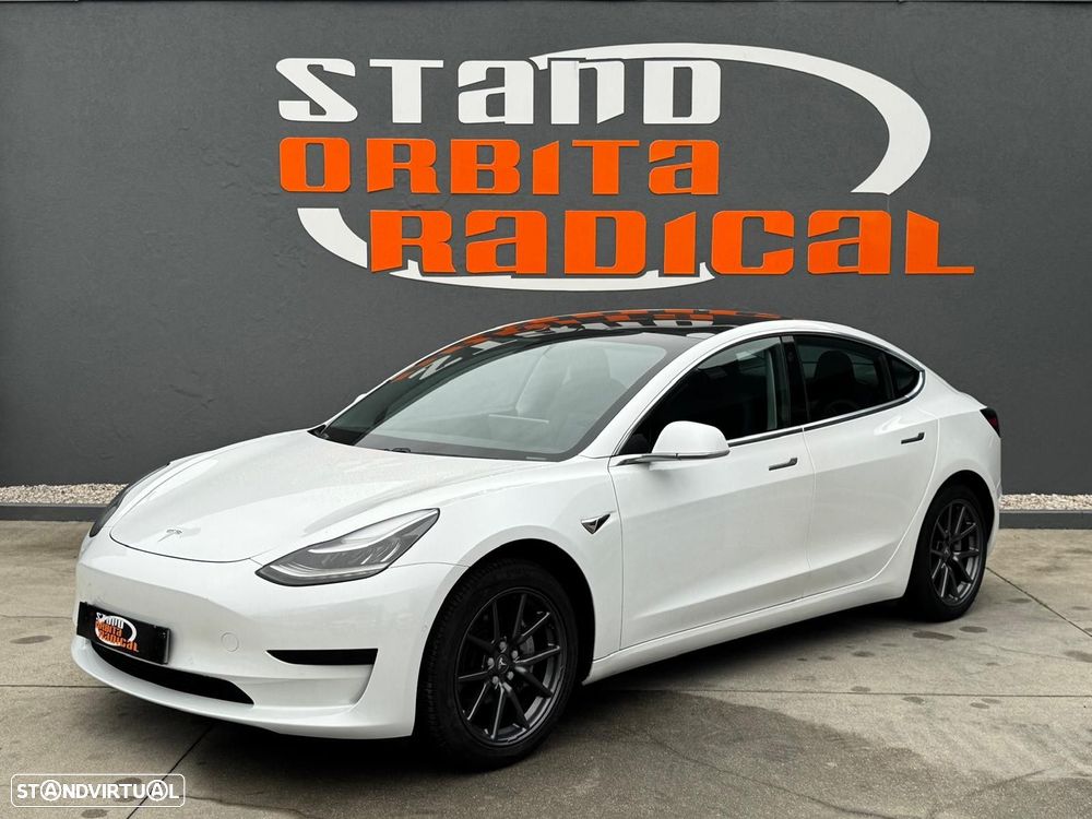 Tesla Model 3 Standard Range Plus RWD - 1