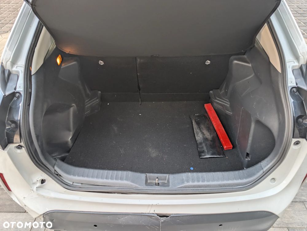 Toyota Yaris Cross - 15