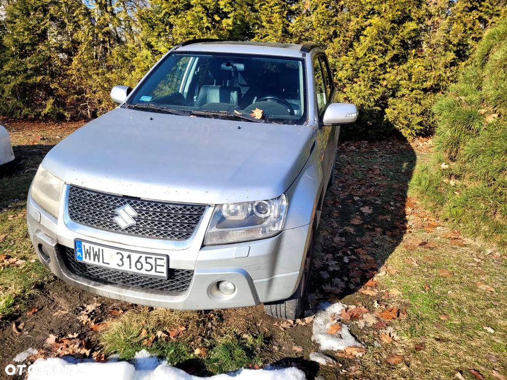 Suzuki Grand Vitara 1.9 DDiS De Luxe EU5 - 4