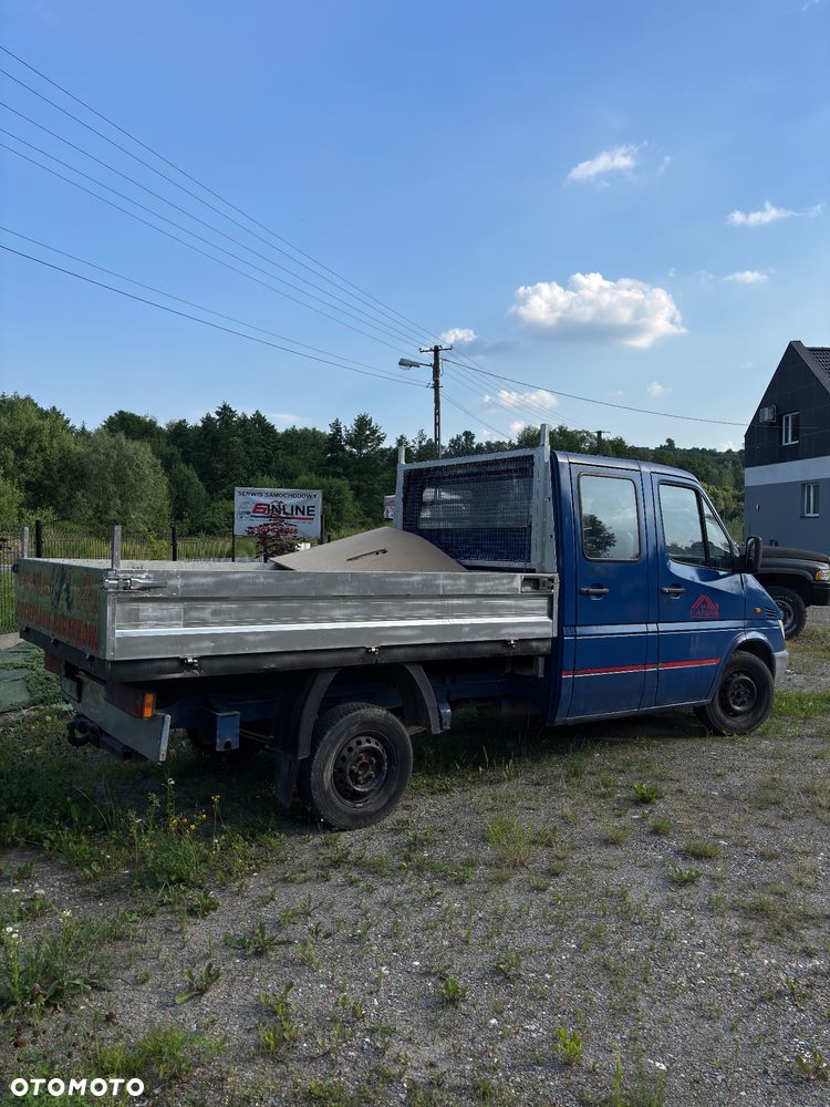 Mercedes-Benz Sprinter - 2