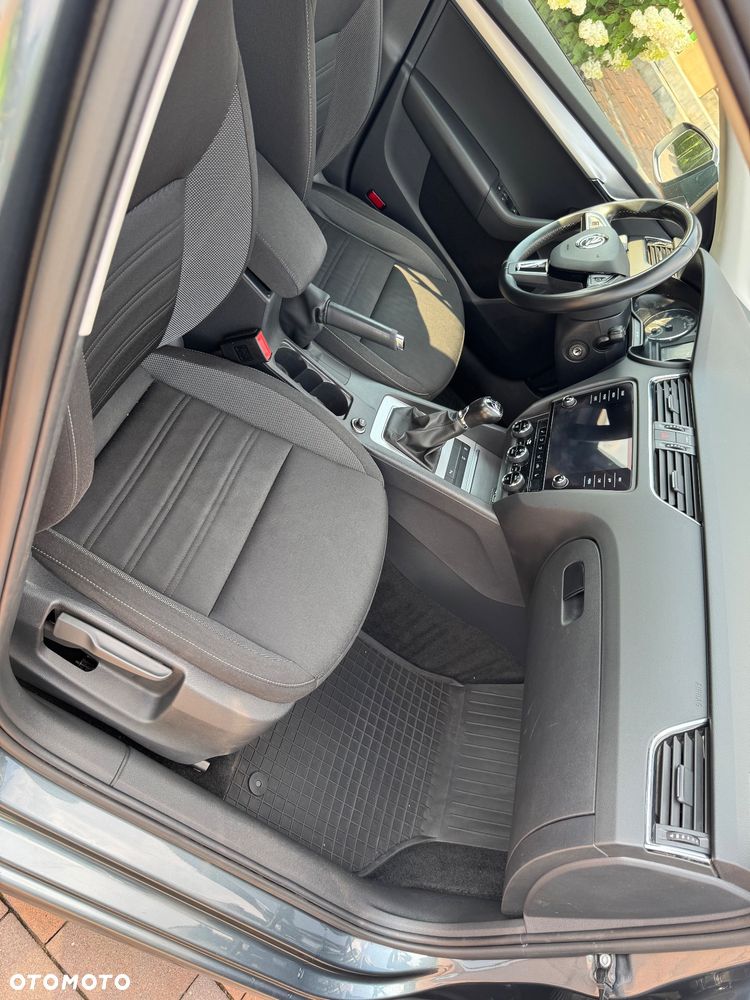 Skoda Octavia 1.6 TDI Ambition - 10