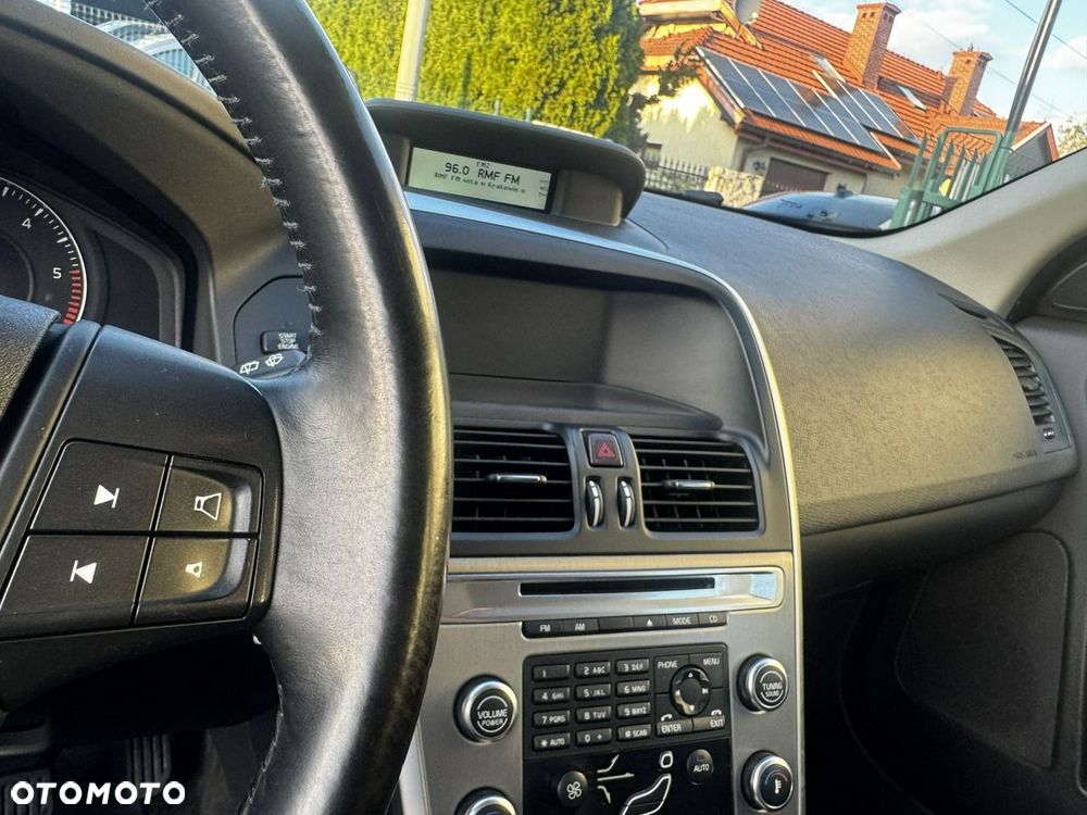 Volvo XC 60 2.4D AWD - 15